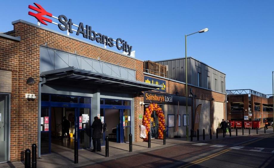 Apartamento Buckingham Court St Albans Exterior foto